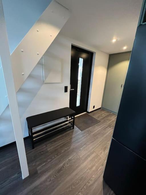 Attefallhus Blixtorps Golfbana Варбери Екстериор снимка